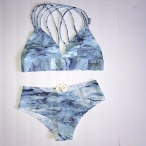 VS Pink pant and bra set NWT